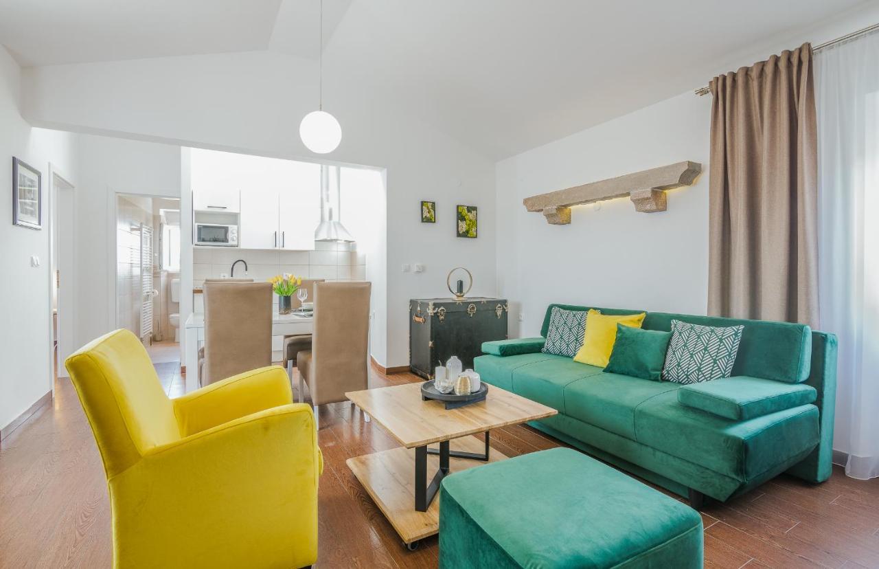 Apartment Marina Malinska Eksteriør bilde