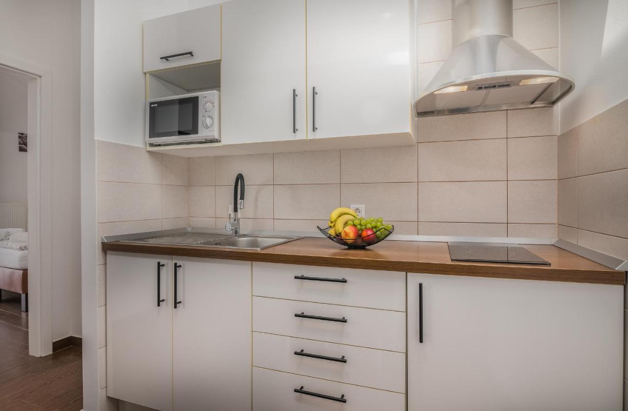 Apartment Marina Malinska Eksteriør bilde
